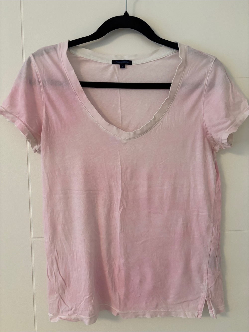 Women’s Light Pink V-Neck Short Sleeve Tee - Classic Casual